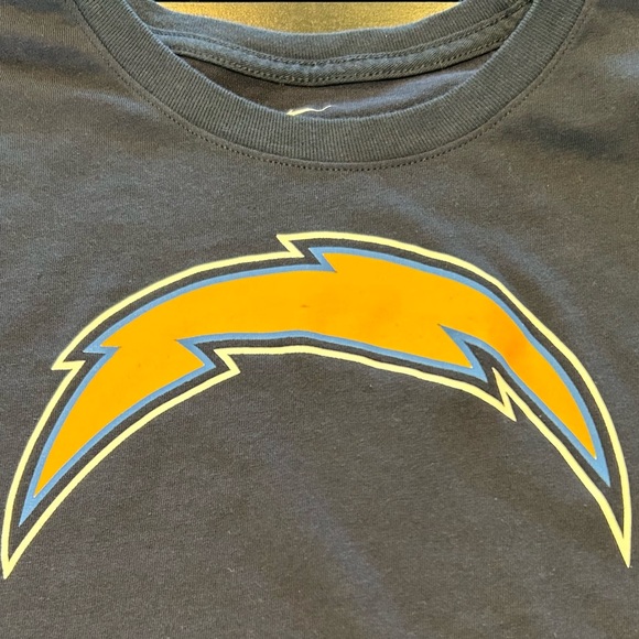 Los Ángeles Chargers Tshirt - Picture 3 of 8